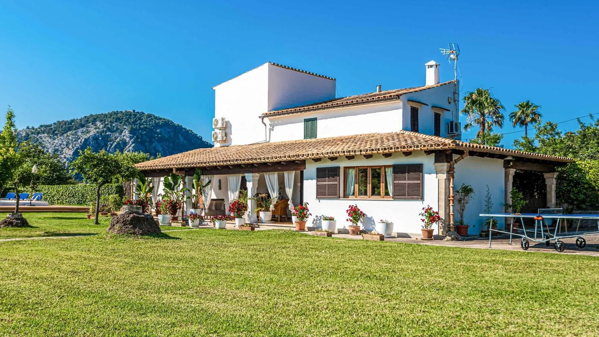 Villa Beato Angel Pollenca